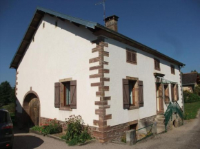 Maison typique au calme avec cheminée et garage - FR-1-583-307